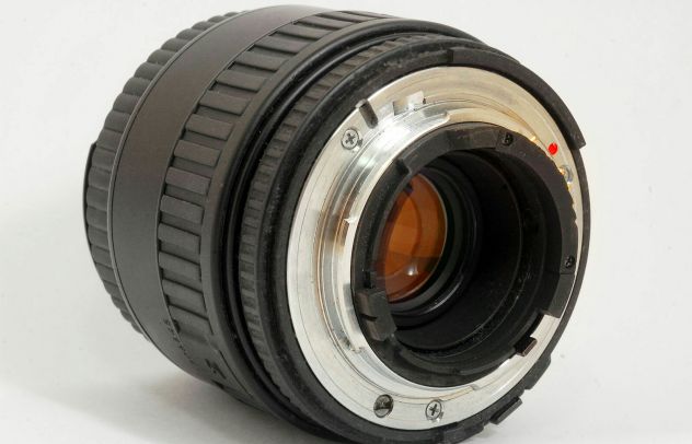 Obiettivo Sigma UC ZOOM 28-70mm. 1:3.5-4.5 multi coated come nuovo - Foto 2